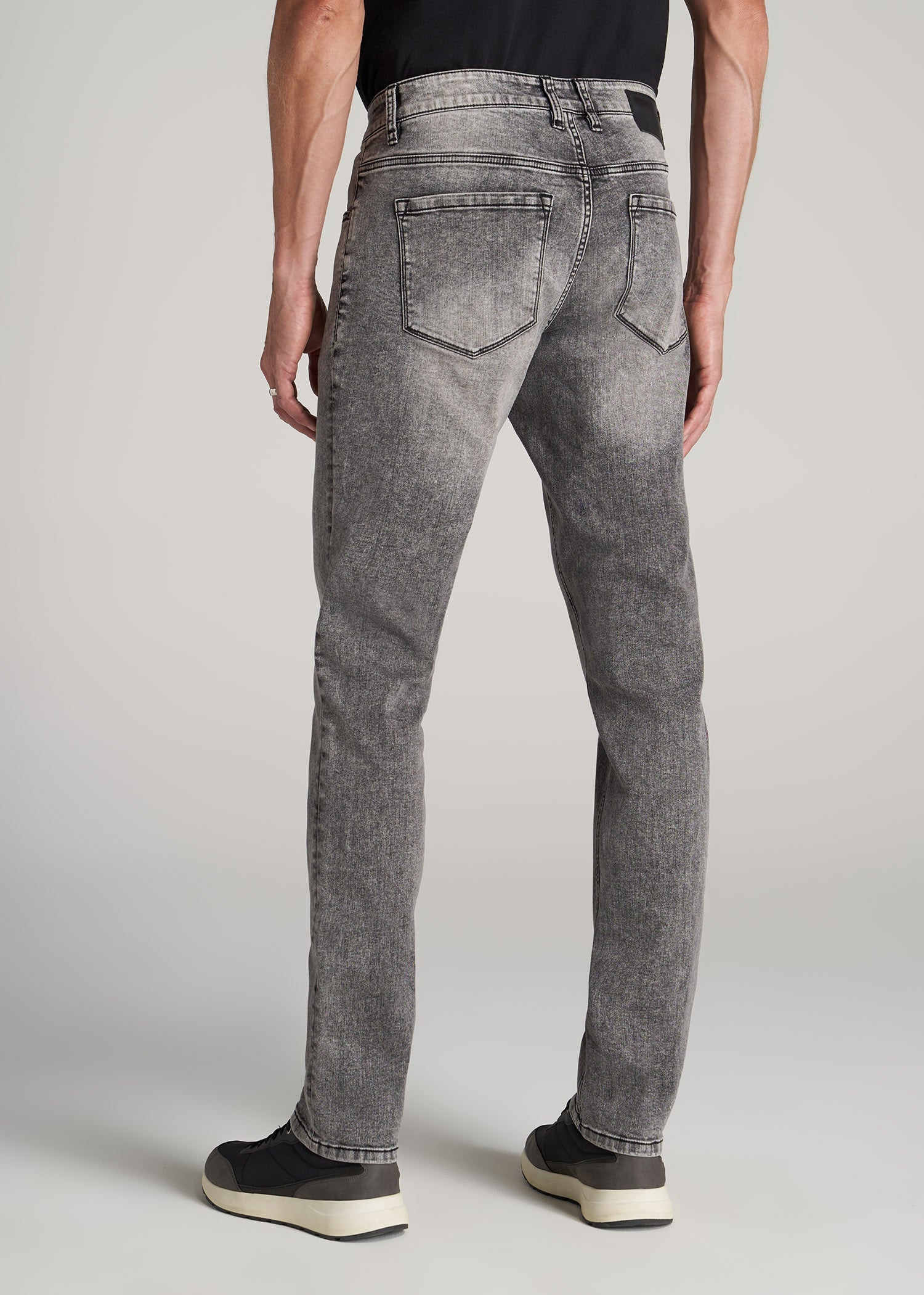 Carman TAPERED Jeans for Tall Men in Washed Faded Black