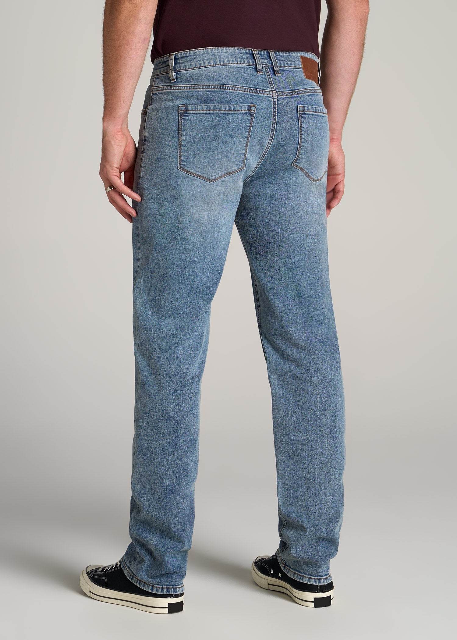J1 STRAIGHT LEG Jeans for Tall Men in Vintage Faded Blue